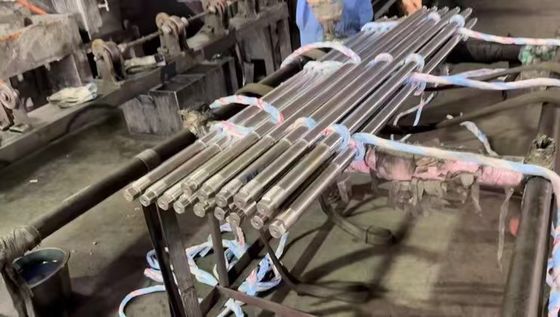 خرید طول استاندارد 1000mm - 8000mm چوب پیستون کروم با سختی HRC 60-65 و دقت مستقیم 0.2 MM / M برای سیلندر های هیدرولیک تولید آنلاین